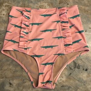 SMALL ALLIGATOR PRINT BOTTOMS